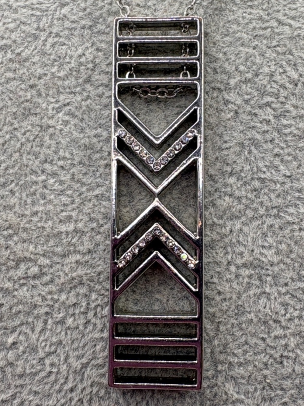 Express Silver Rhinestone Bar Necklace - Picture 3 of 7
